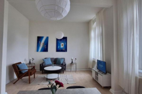 Tolle Moderne Altbau Wohnung